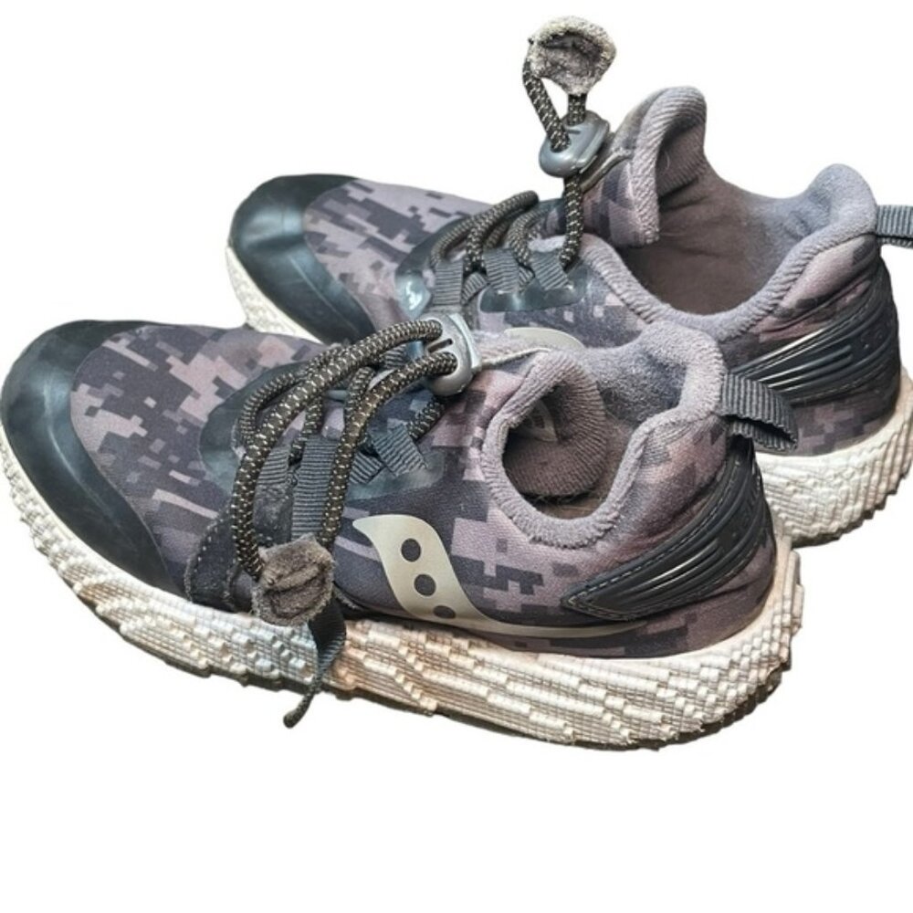 Saucony Shoes 11 Boys Running Adjustable Grey Shoe Runners Camo Support Sneakers